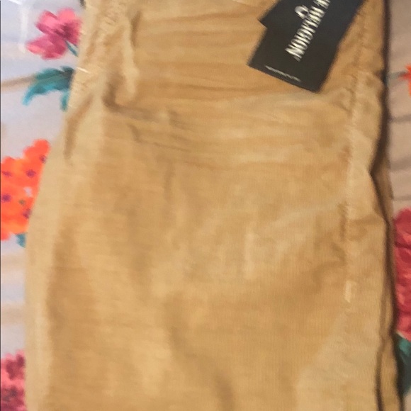 Men’s True Religion Pants - Picture 1 of 3